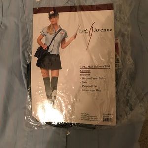 Adult Halloween Costume NWT